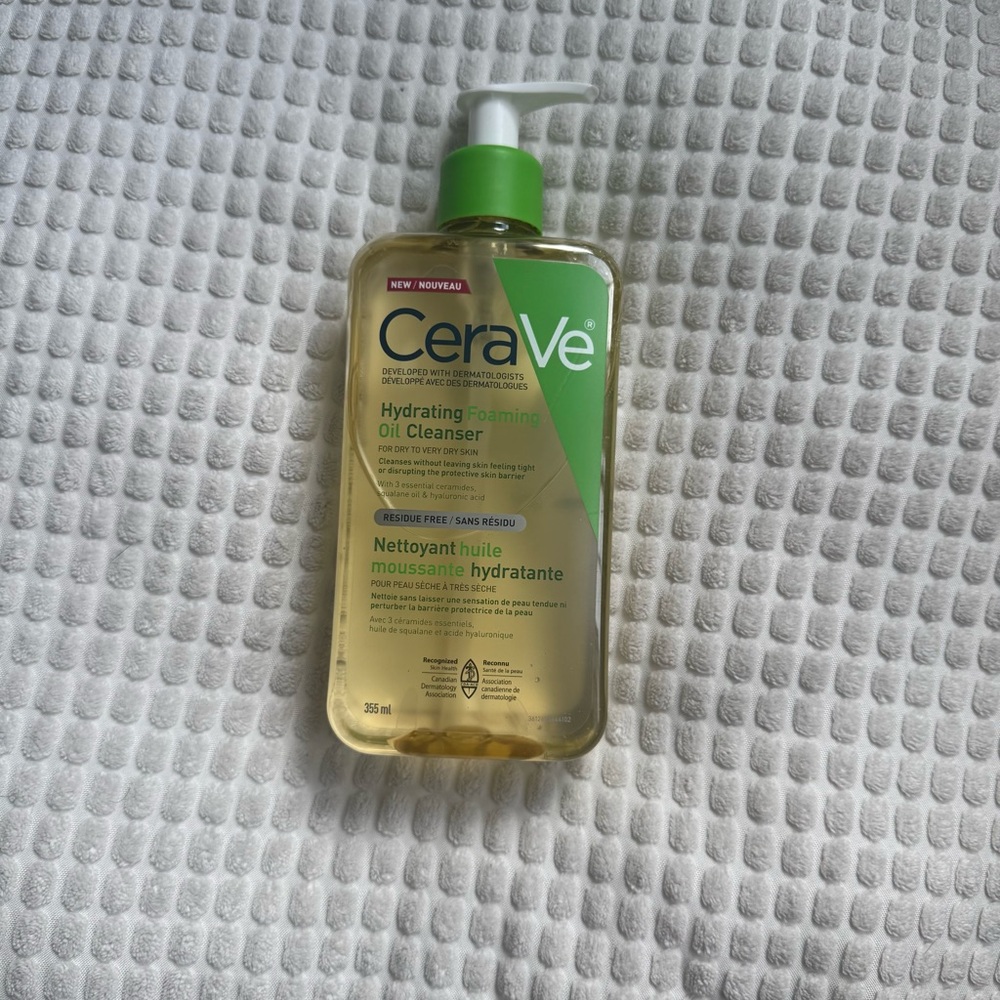 Cerave Hydrating Foaming Oil Cleanser